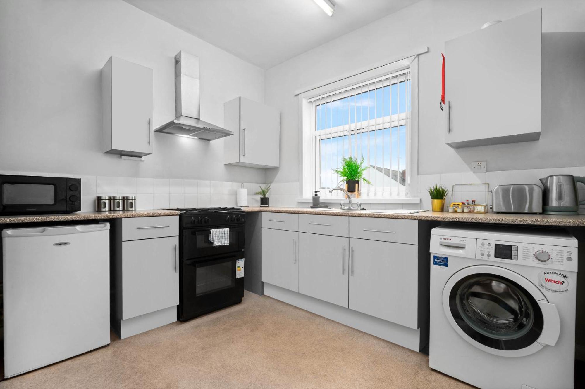 Two Bedroom Apartment - Single Beds - Accommodates 3 - Street Parking - Top Rated -Wbb West Bromwich Eksteriør billede